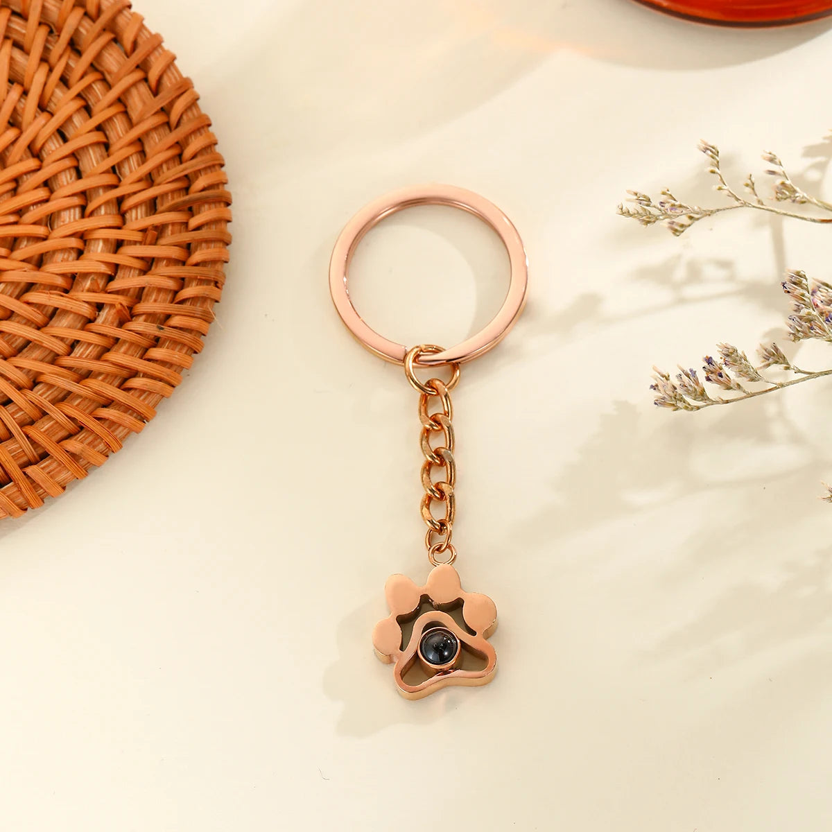 Custom Photo Projection Key Ring Dog Paw Pendant Personalized Keychain With Pet Picture Inside Stainless Steel Jewelry Gifts